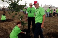 Ellen, Howard Goldberg, Jerald Broussard, Tree Planting at the Promenade, EaDo